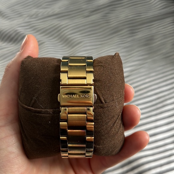 Women's Chronograph Ritz Stainless Steel Bracelet Watch - Picture 4 of 6